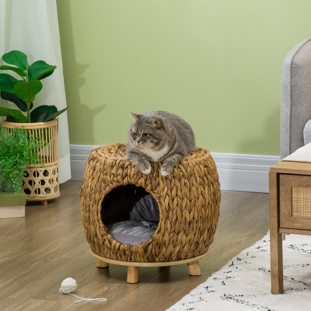 Rattan Cat House Stool with Cushion for Indoor & Outdoor Use